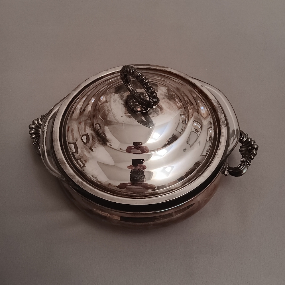 Kent Silversmiths Vintage Silver-Plated Casserole Server